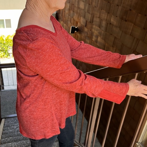 Mur Mur Rust orange split back long sleeve tee top Medium - Picture 9 of 13